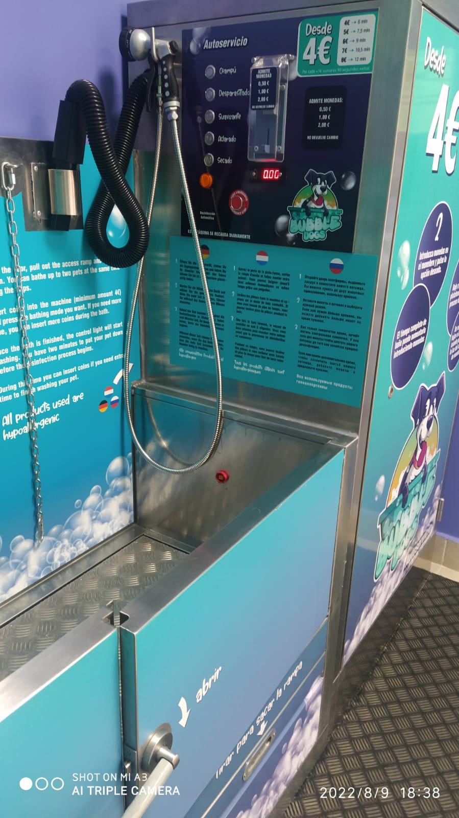 Máquina autoservicio Bubble Dogs